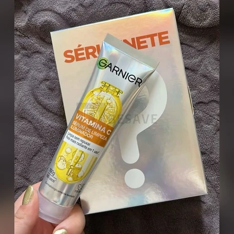 Garnier Sérum de Limpeza Facial Iluminador com Vitamina C, Antimarcas, Pele normal a oleosa, Serumnete 100G