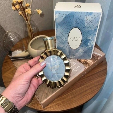 Perfume Arabe Feminino Victoria Lattafa Eau De Parfum 100ml