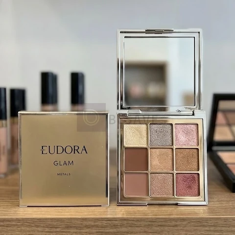 Paleta de Sombras Glam Metals Eudora com 9 Cores de Brilho Metálico E Mate