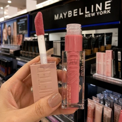 Maybelline NY Lip Lifter Gloss Brilho Labial com Ácido Hialurônico, Promove Lábios Volumosos, Hidratados e Cheios de Brilho, Aplicador XL para Make Glow, Cor Moon, 5.4ml