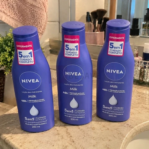 NIVEA Loção Hidratante Milk Pele Seca a Extrasseca 200ml