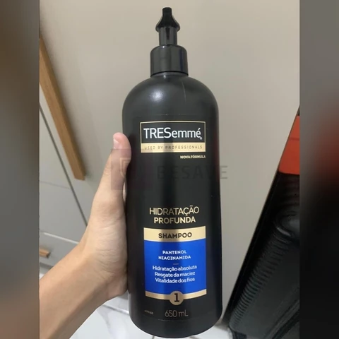 TRESemmé Shampoo Tresemmé Hidratação Profunda Frasco 650Ml