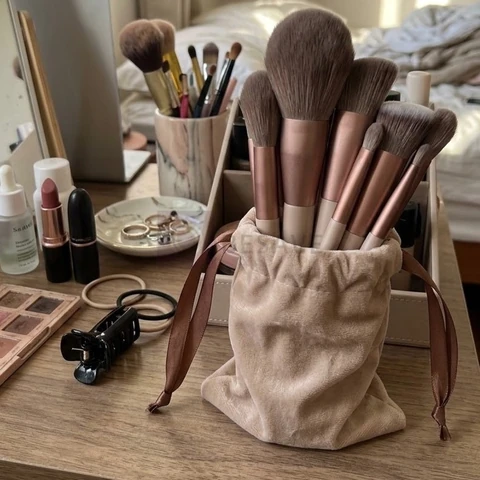 Kit Pincel De Maquiagem Com 13 Unidades Sombra Blush Cor Marrom
