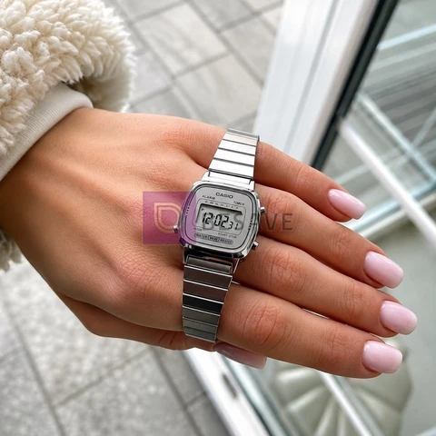 Relógio Casio Feminino Vintage Digital Mini Retrô Prata
