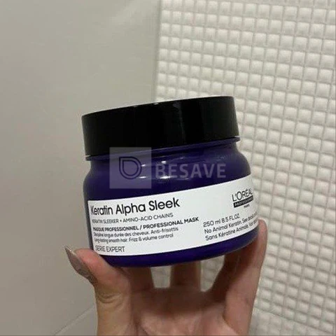 L'Oréal Professionnel Keratin Alpha Sleek Máscara capilar profissional l Nutre, remodela a alfa-queratina do cabelo l Fios alinhados, controle de frizz e volume l Maciez, hidratação e brilho l 250g