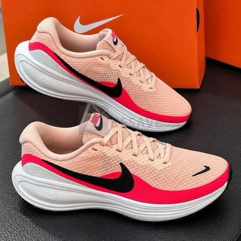 Tênis Nike Revolution 8 Feminino