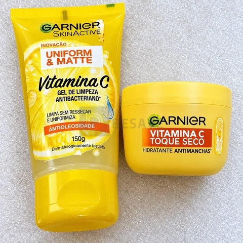 Kit Skincare Gel de Limpeza e Hidratante com Vitamina C, Ação Antioleosidade e Uniformizadora, Pele Iluminada e Hidratada, Uniform & Matte Garnier 150g