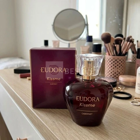 Eudora Kiss Me Cabernet Deo Colônia Feminino 50ml