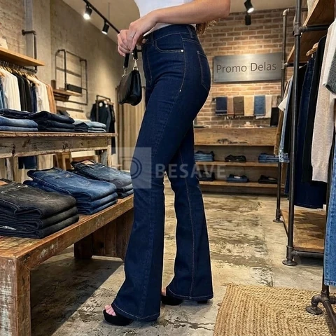 Calça Jeans Flare Feminina Cintura Alta Com Elastano
