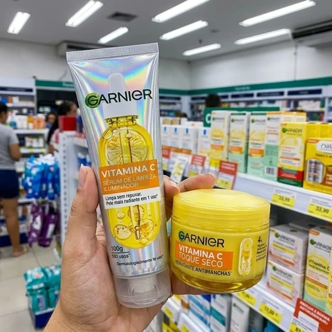 Garnier Kit Vitamina C, Sérum de Limpeza Iluminador, Serumnete 100g + Hidratante Facial Toque Seco Antimanchas 85g