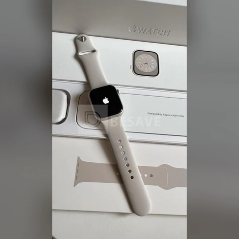 Apple Watch SE 3 GPS, Caixa em alumínio luz das estrelas de 40 mm com Bracelete desportiva luz das estrelas - P/M