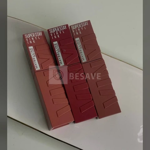 Batom Líquido Vinil SuperStay Vinyl Ink Maybelline Captivated 4,2ml
