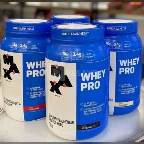 Proteína Max Titanium Whey Pro Concetrado em pó sabor Morango x 1kg